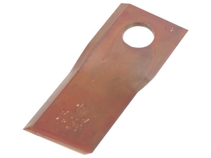 Mower Blade - Twisted blade, top edge sharp & parallel -  109 x 47x4mm - Hole Ø19mm  - RH -  Replacement for Vicon, JF, Stoll, Pottinger