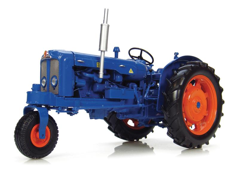 1/16 Scale UNIVERSAL HOBBIES  Fordson Super Major Row Crop (No Back Orders accepted against Universal Hobbies Toys)