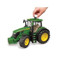 1/16 Scale Bruder John Deere 7R 350 Tractor 1